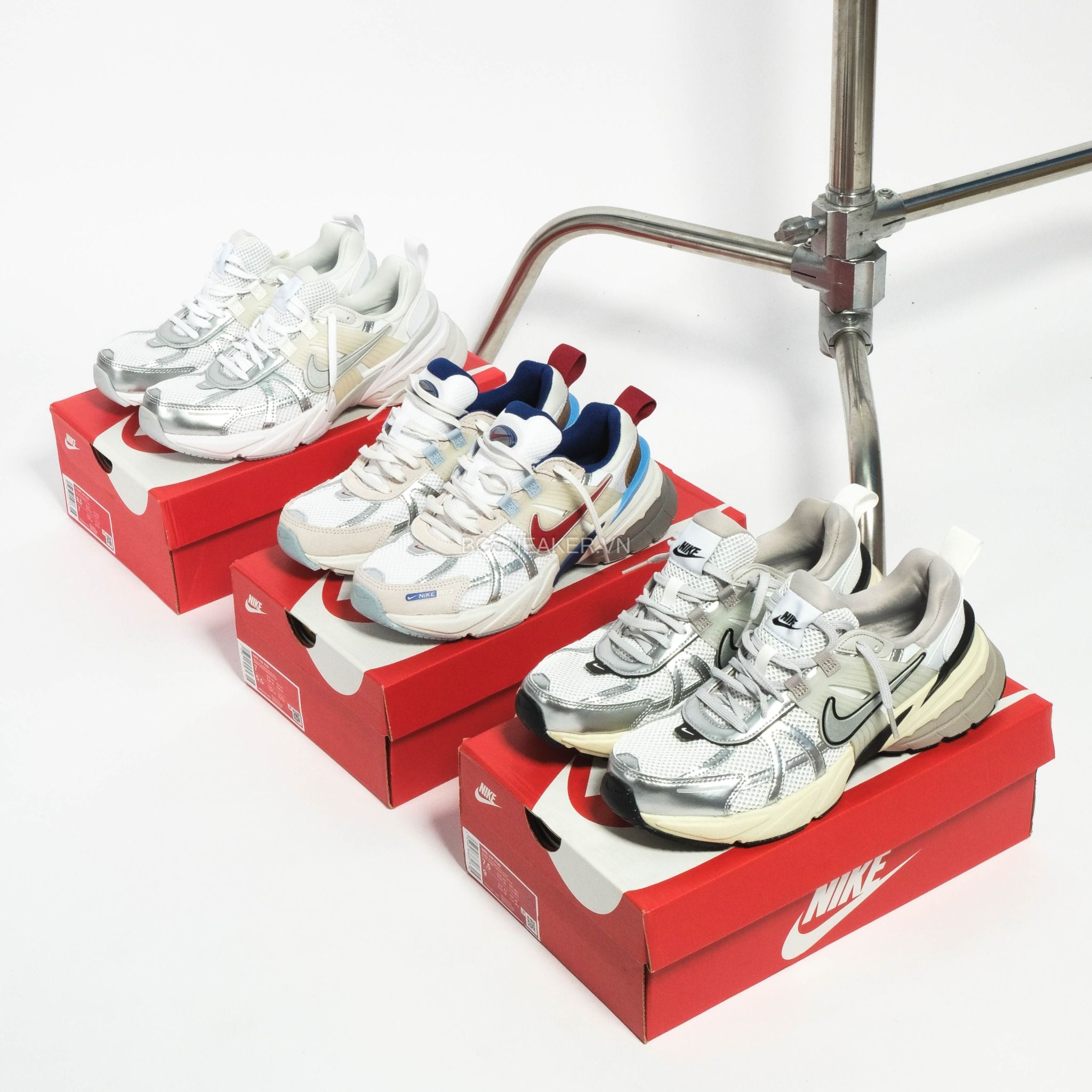  Giày Nike V2K Run ‘Metallic Silver White’ [ FD0736 104 ] 