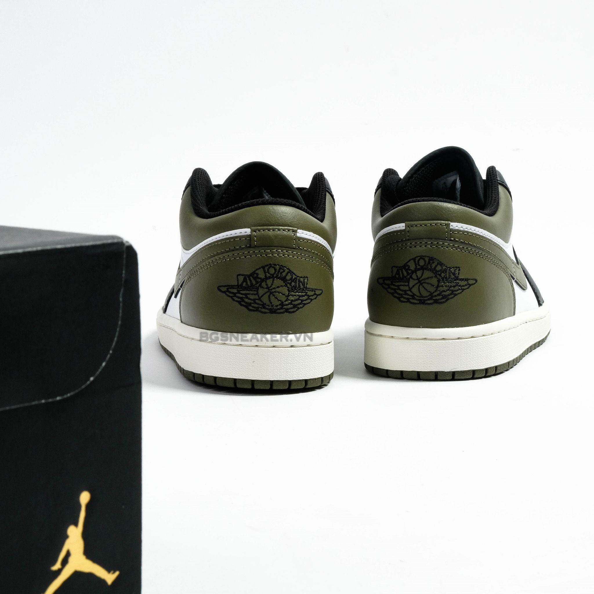  Giày Nike Air Jordan 1 Low Black Toe Medium Olive 553558-092 
