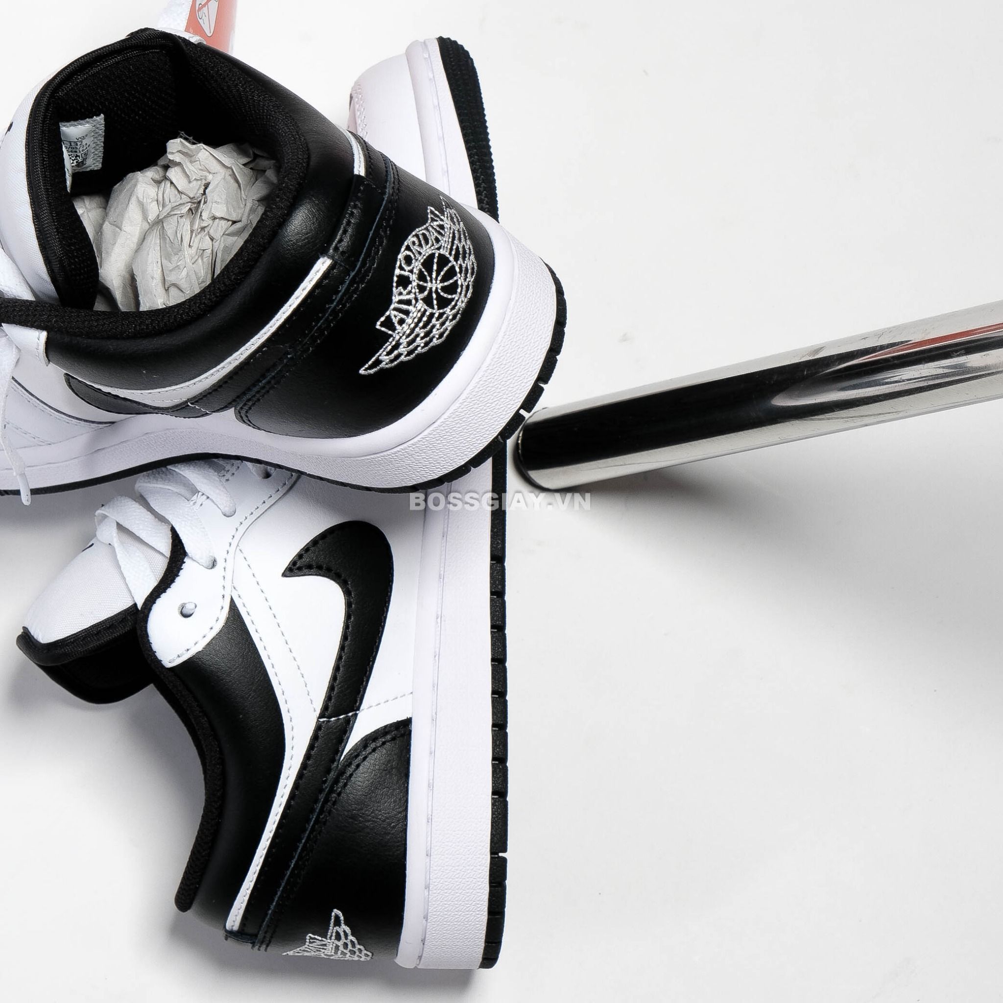  Nike Air Jordan 1 Low Reverse Panda  553558-132 