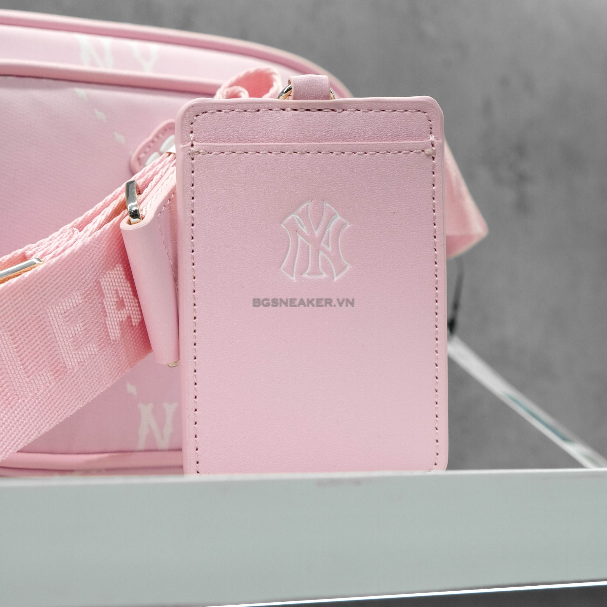  Túi MLB Mono NY Pink bag 7ACRMD45N GP001 