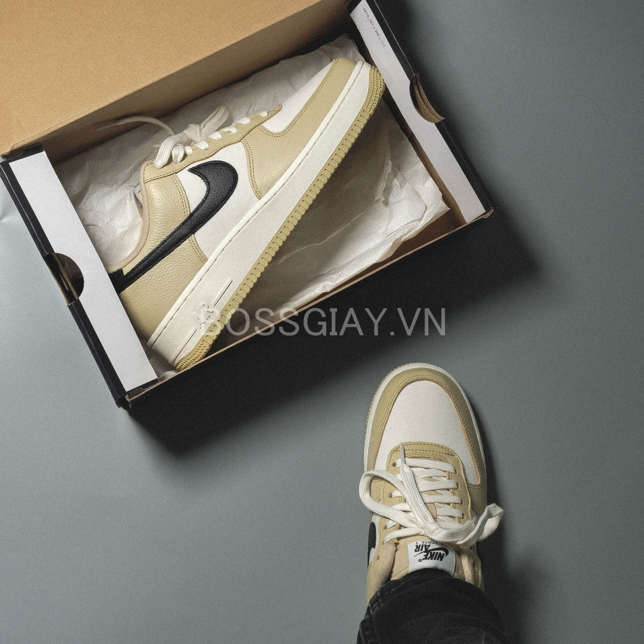  Nike Air Force 1 ’07 LX Low Team Gold [ DV7186-700 ] 