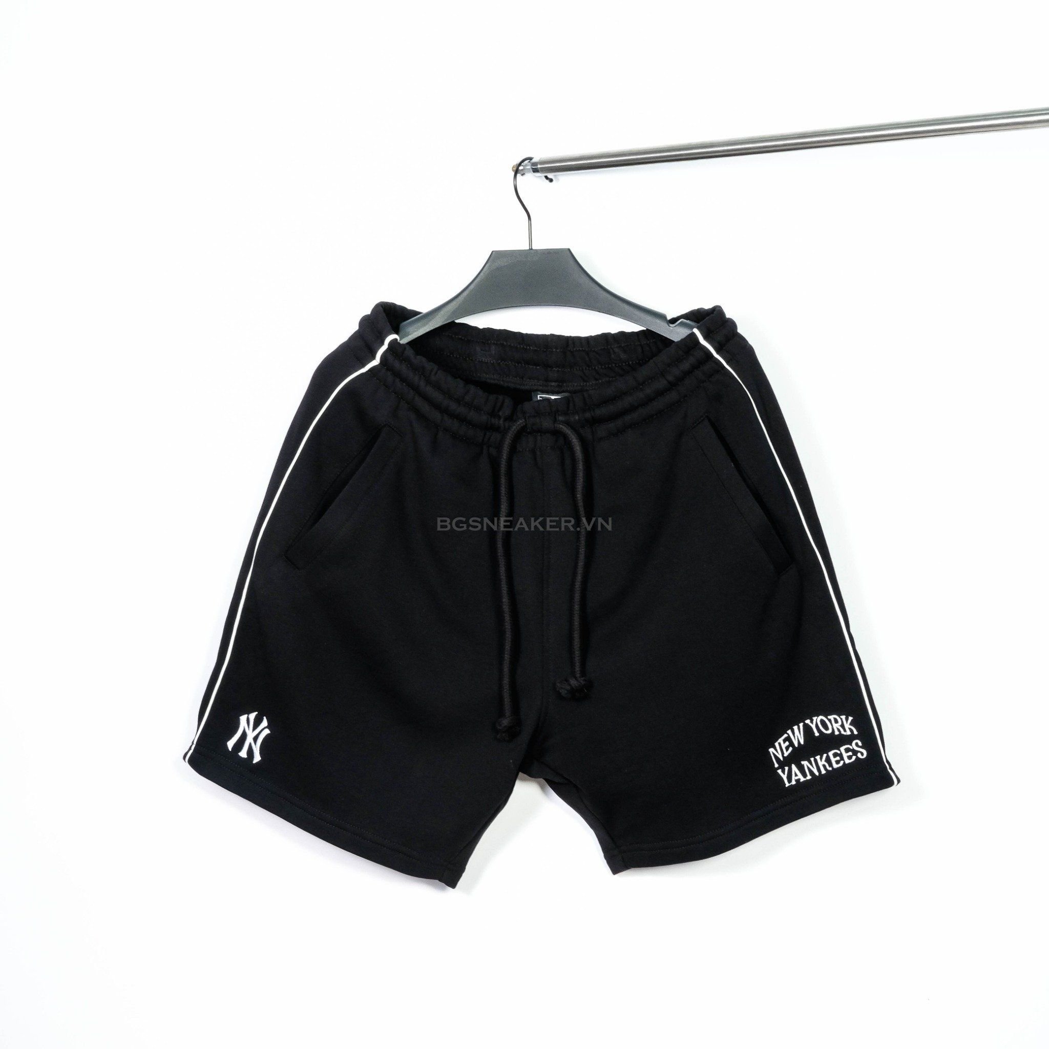  Quần Short New Era NY Yankee Black Line White 13335699 