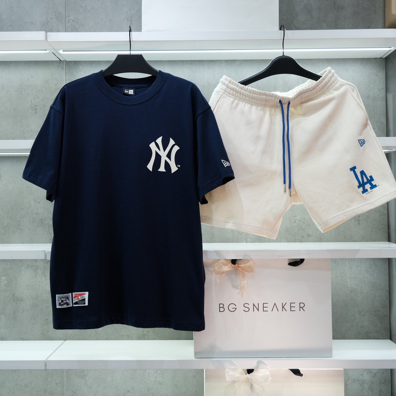  Áo Thun  New Era NY YANKEE Navy  Flower 14385073 
