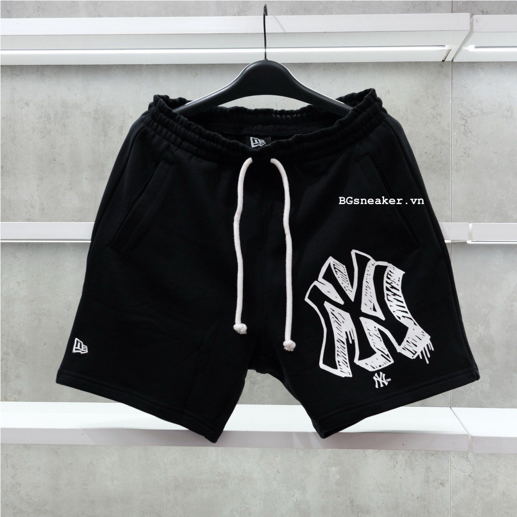  Quần Short New Era New York Yankees Black Spray 13789565 