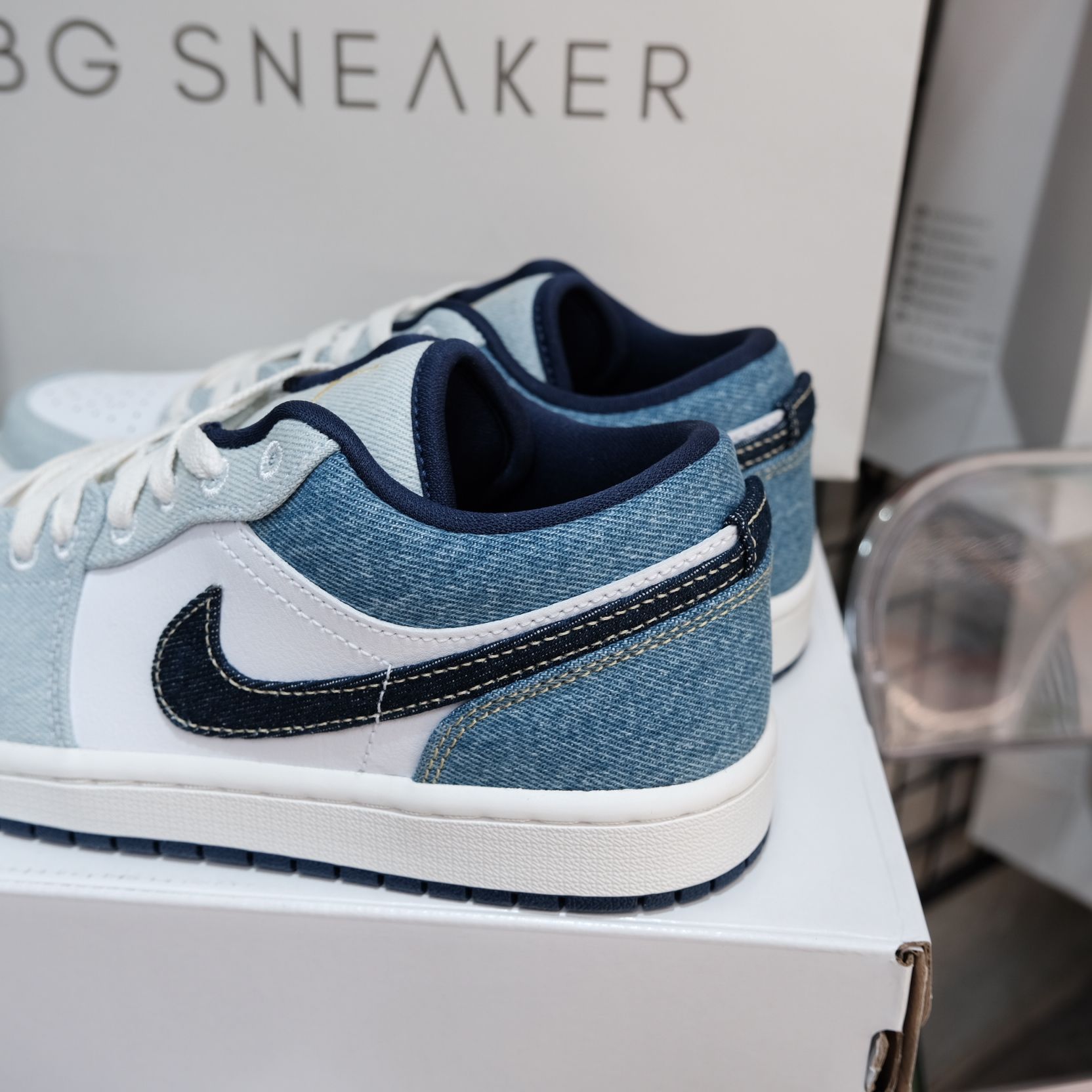  Giày Nike Air Jordan 1 Low SE Light Denim IH0648-141 