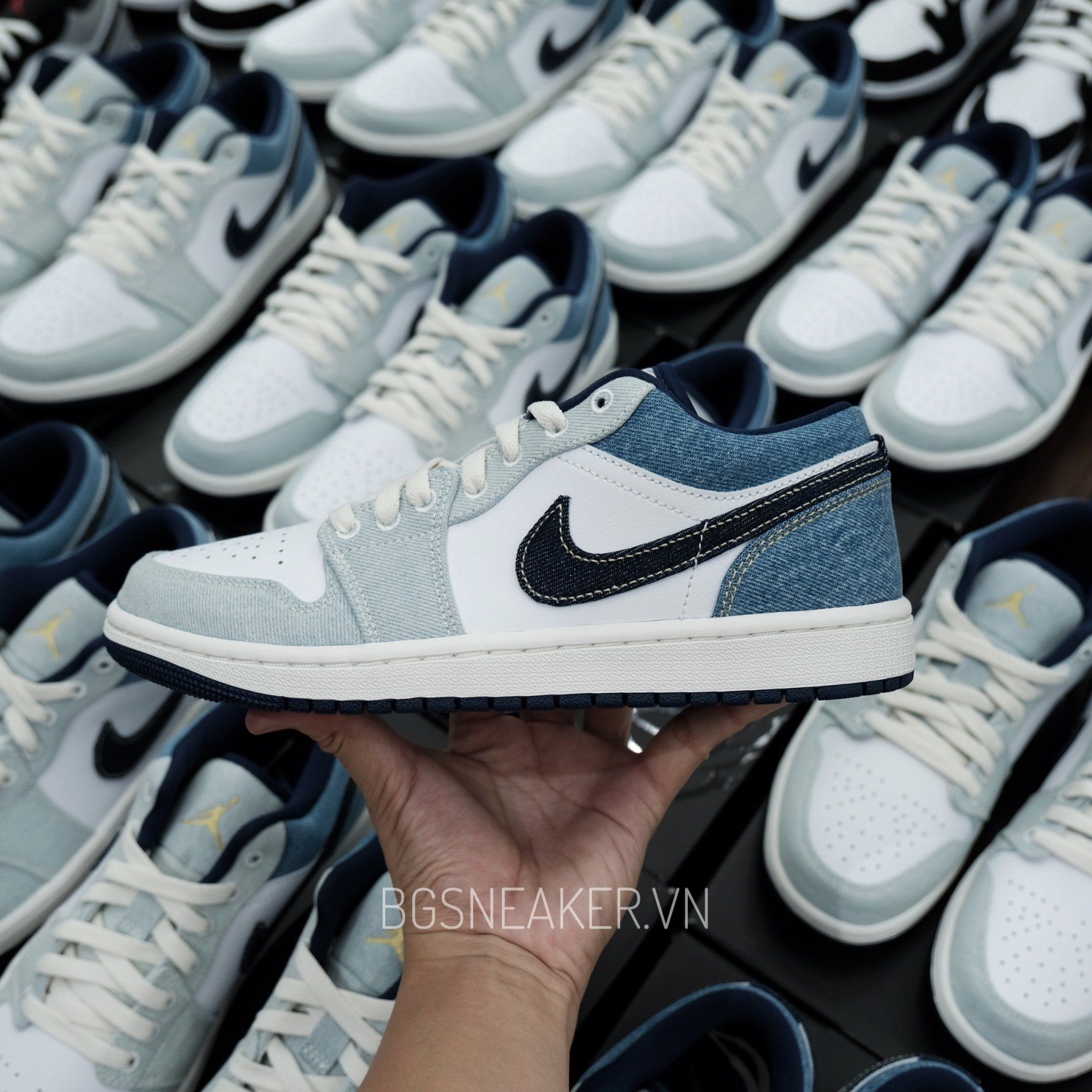  Giày Nike Air Jordan 1 Low SE Light Denim IH0648-141 