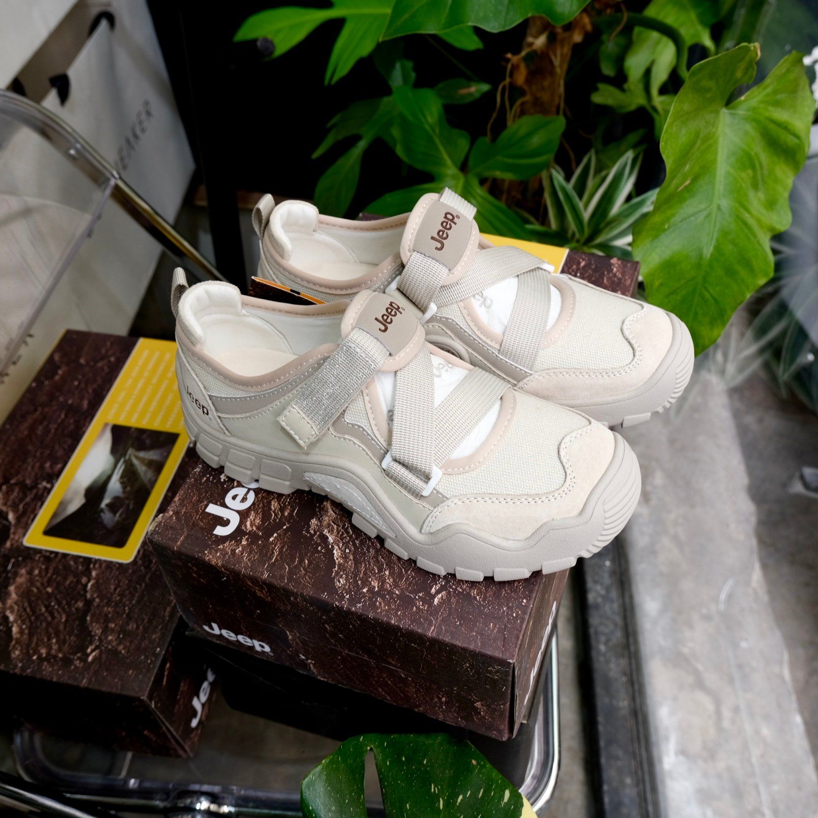  Giày Jeep Mary Jane Velcrot Grey [ PD241WAS873 ] 