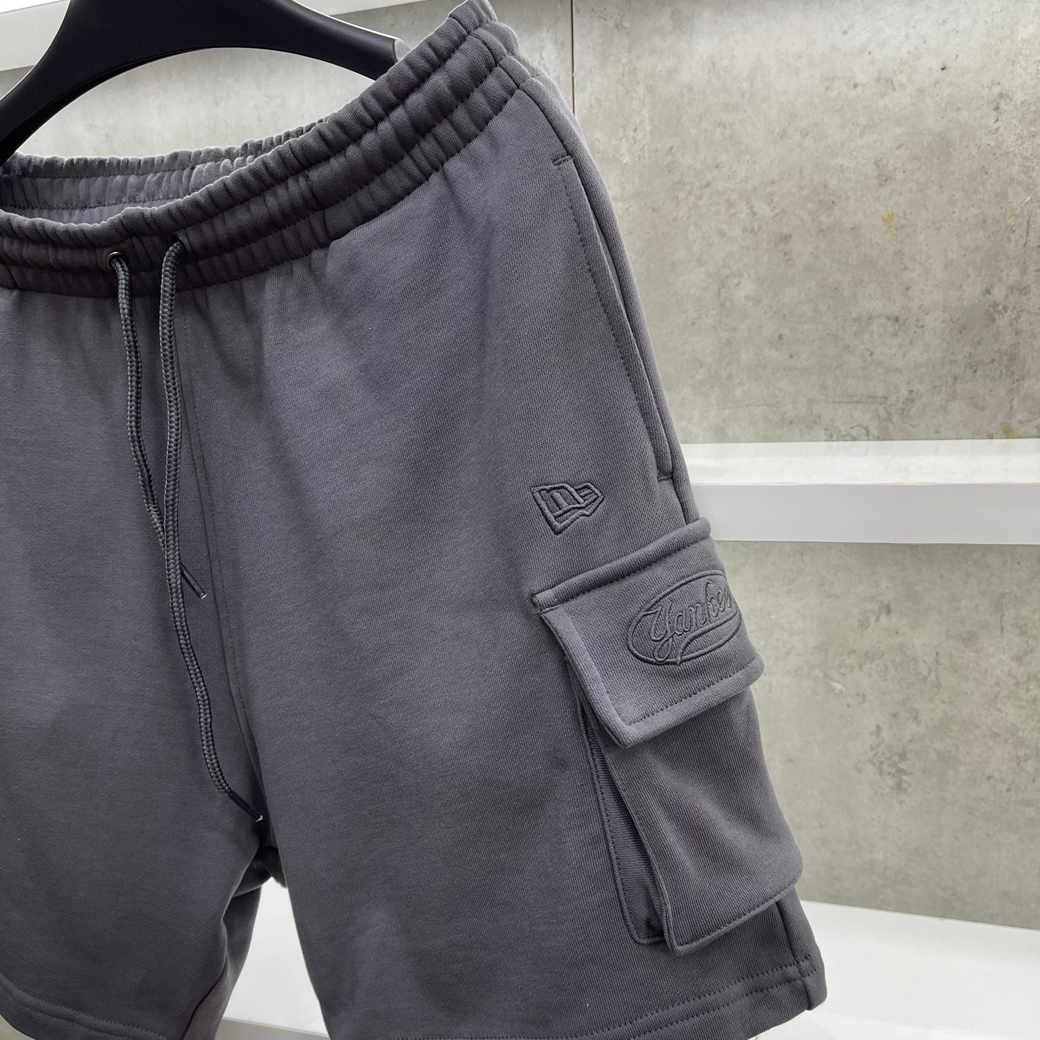  Quần Short New Era NY Grey Cargo 15557790 