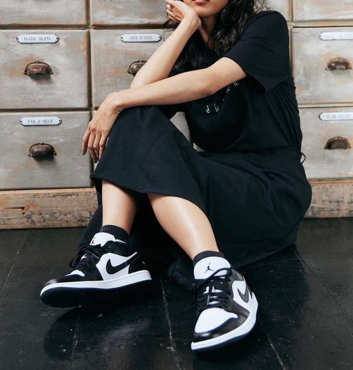  Giày Nike Air Jordan 1 Low Panda [ DC0774-101 ] 