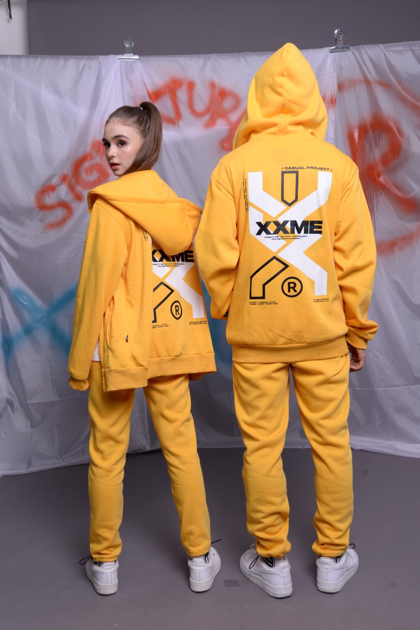  SIGNATURE HOODED JACKET -Yellow 