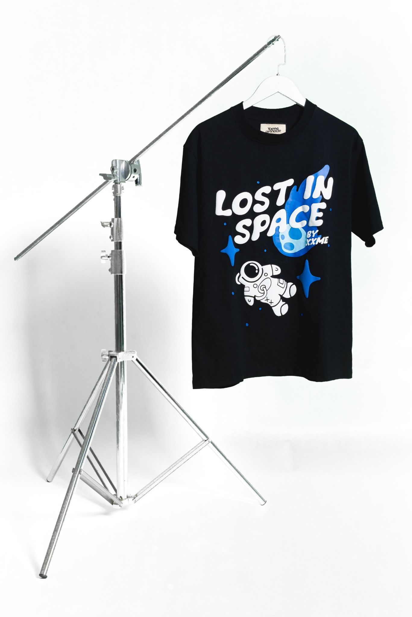  Áo Thun Lost In Space - Black 