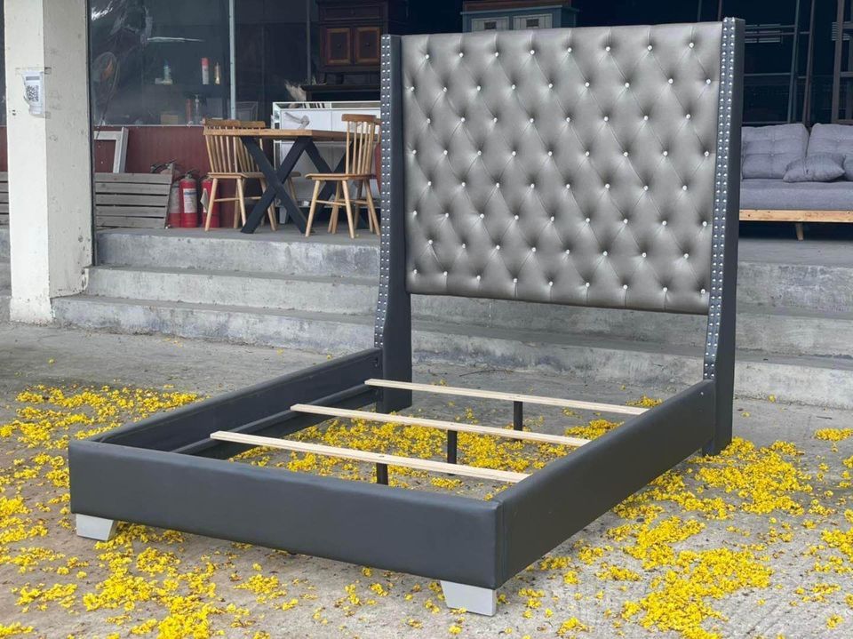  Giường bọc nệm Luxury 