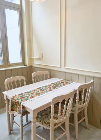  LOUIS - Bàn Ăn Gỗ Sản Xuất 