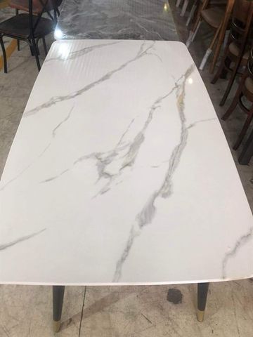  Mặt Đá Bàn Ăn Ceramic 