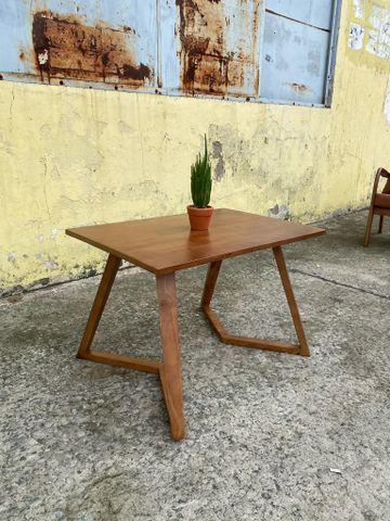  Bàn Sofa Gỗ Midcent Chân M 