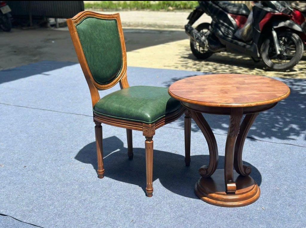  Ghế Gỗ Louis Tựa Cong 
