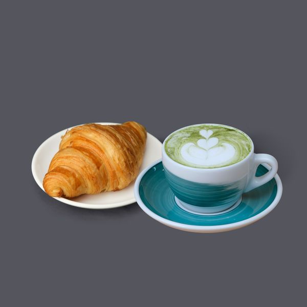  Matcha Latte nóng + croissant 