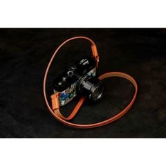 Dây máy ảnh Monsieur đeo cổ Essential