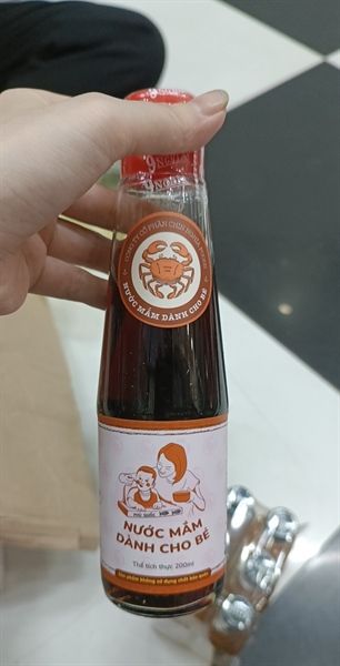 Nước mắm 9 Nghĩa chai 200ml