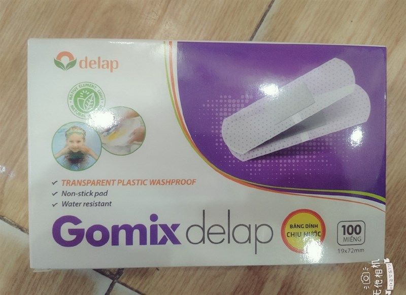 Băng cá nhân Gomix Delap tím chống nước hộp 100 miếng