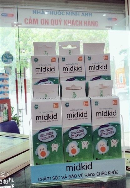 Xịt chống sâu răng Midkid