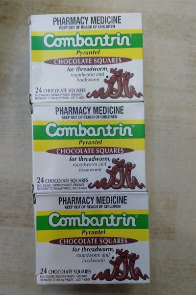 Tẩy giun socola Combantrin(h4 túi)