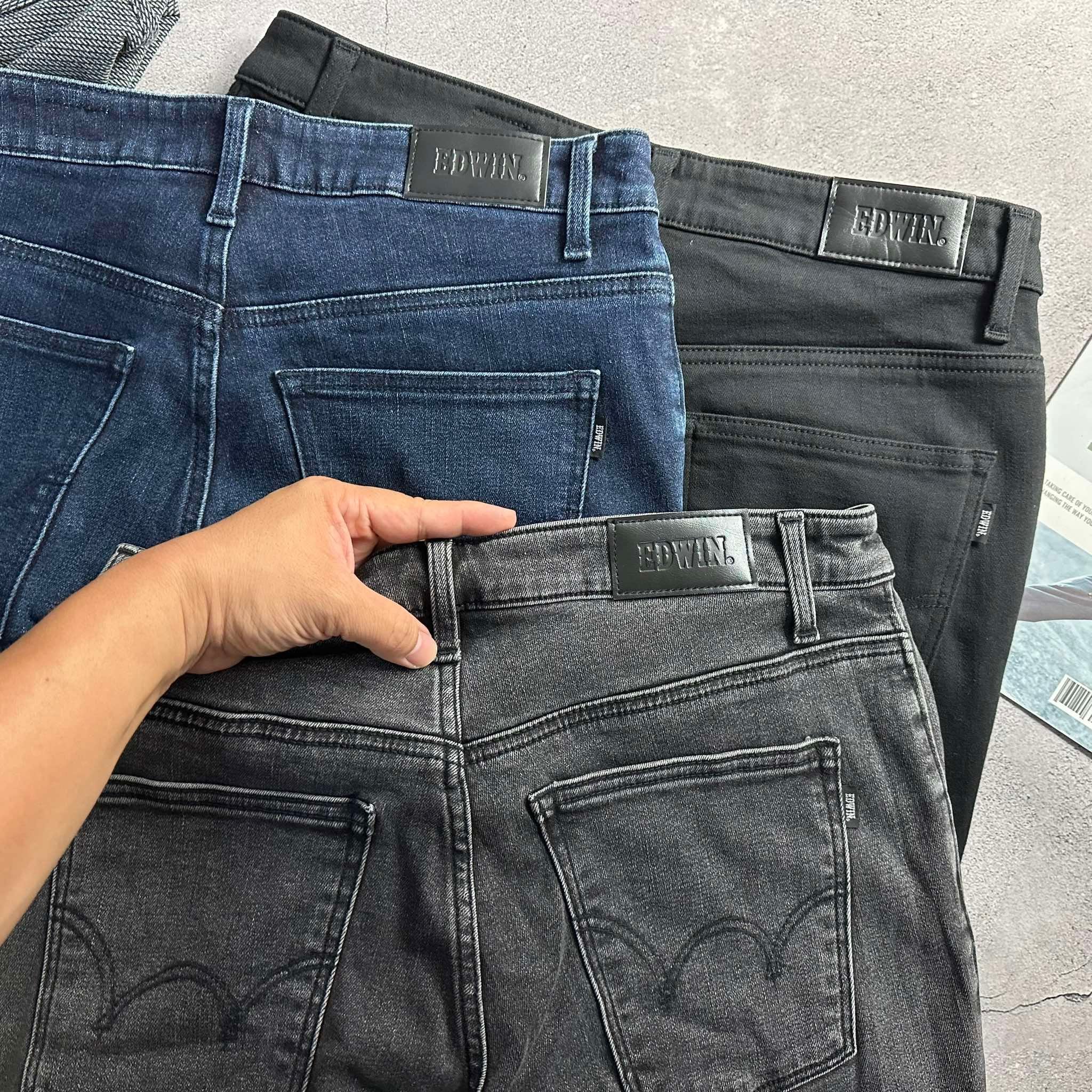 JEAN ED.WIN BLACK TAG STRAIGHT FIT 6742