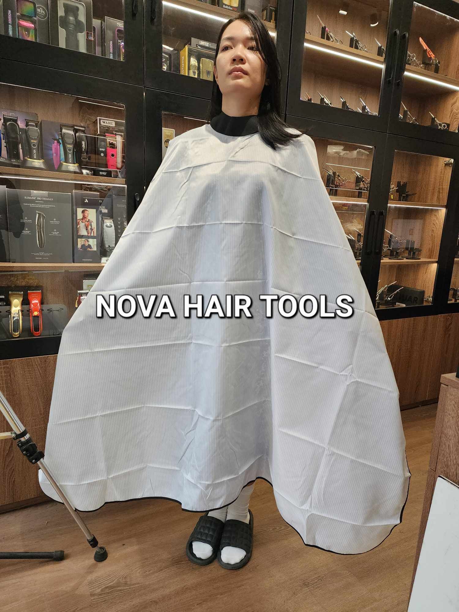  Áo cắt cổ da - nút bấm 