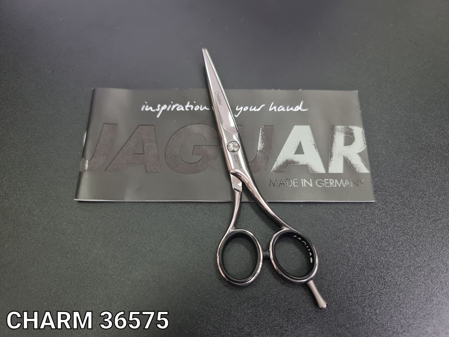  Kéo Jaguar White line - CHARM 