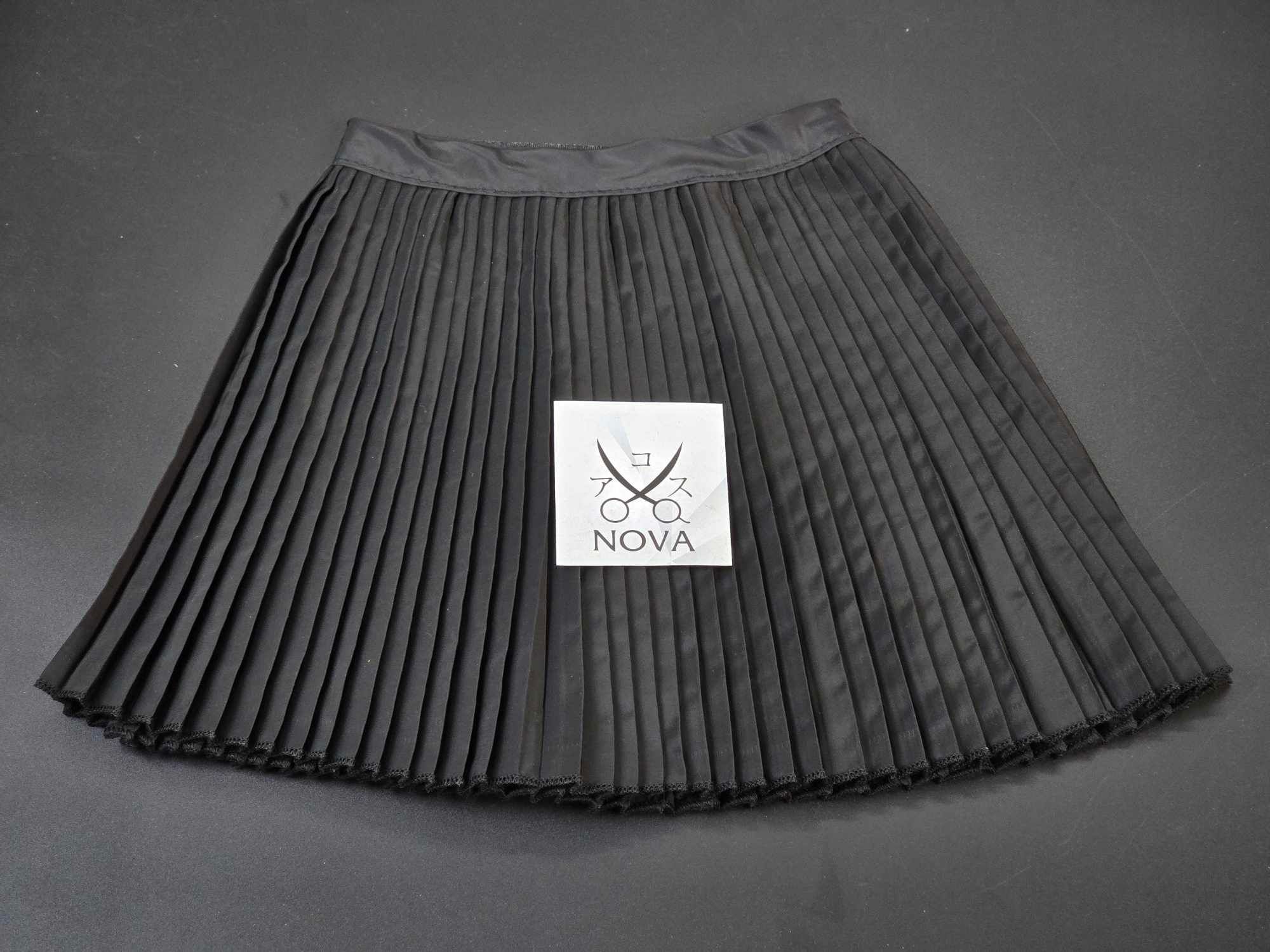  Lót choàng vai cắt tóc xếp ly 