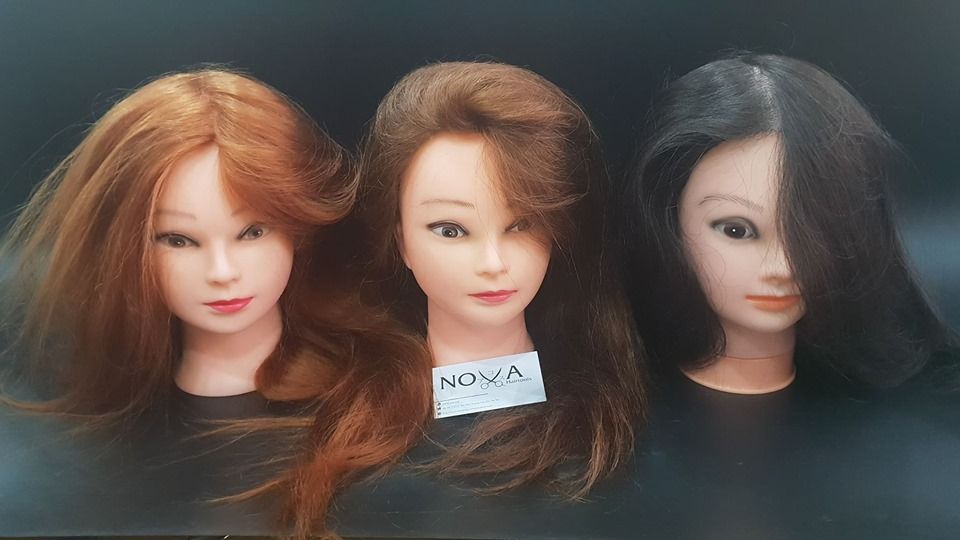  Đầu canh nữ cắt và tạo kiểu 