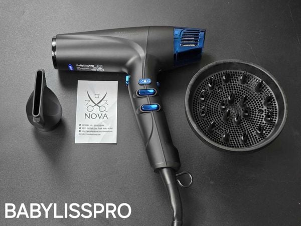  BabylissPRO® NANO TITANIUM™ - Máy sấy 100MBCM 