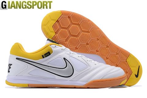 Giày đá banh Nike Supreme x SB Gato trắng đế IC