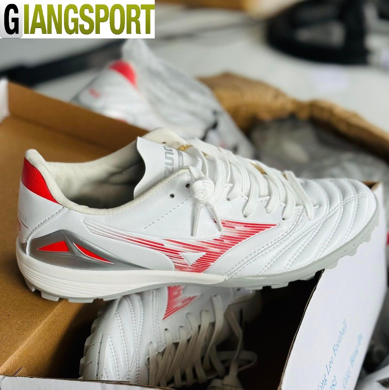 Giày sân cỏ nhân tạo Mizuno Neo IV Pro xám đế TF