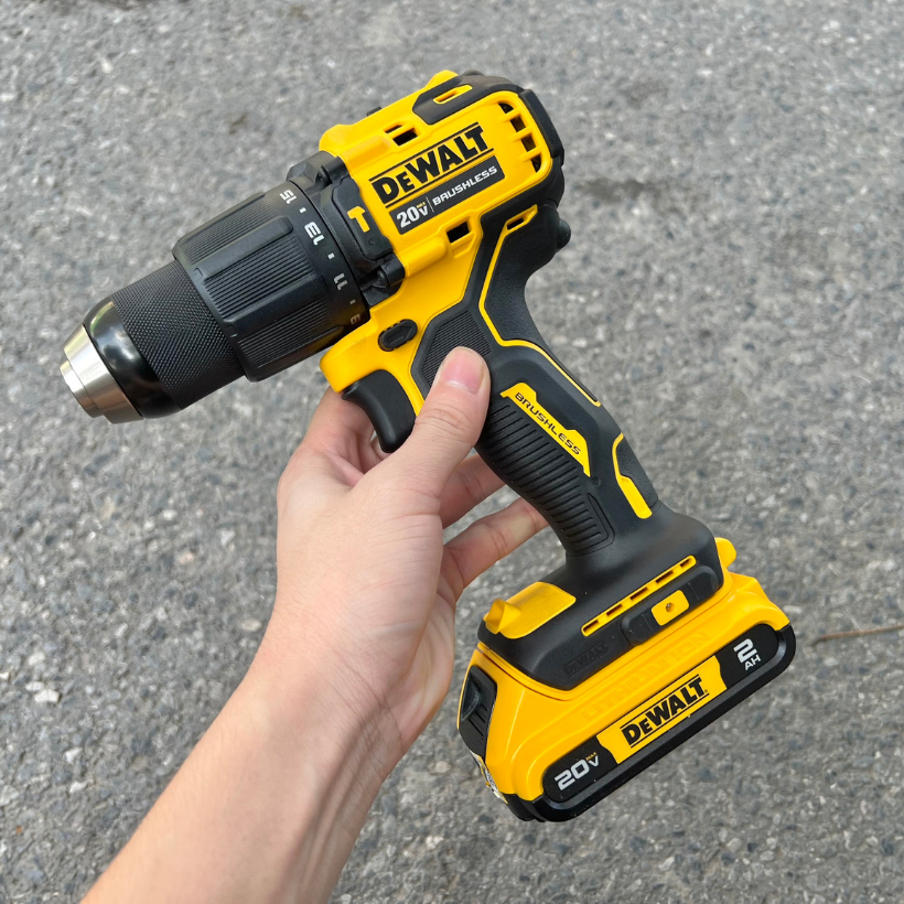  Máy khoan dùng pin 18v Dewalt DCD709D2 