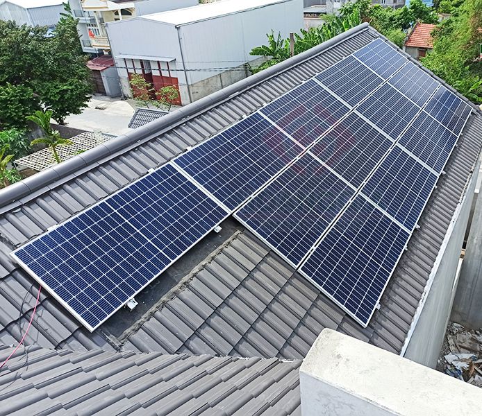  Hệ thống điện mặt trời cao cấp 3 kwp (3000Wp) - Có bám tải 