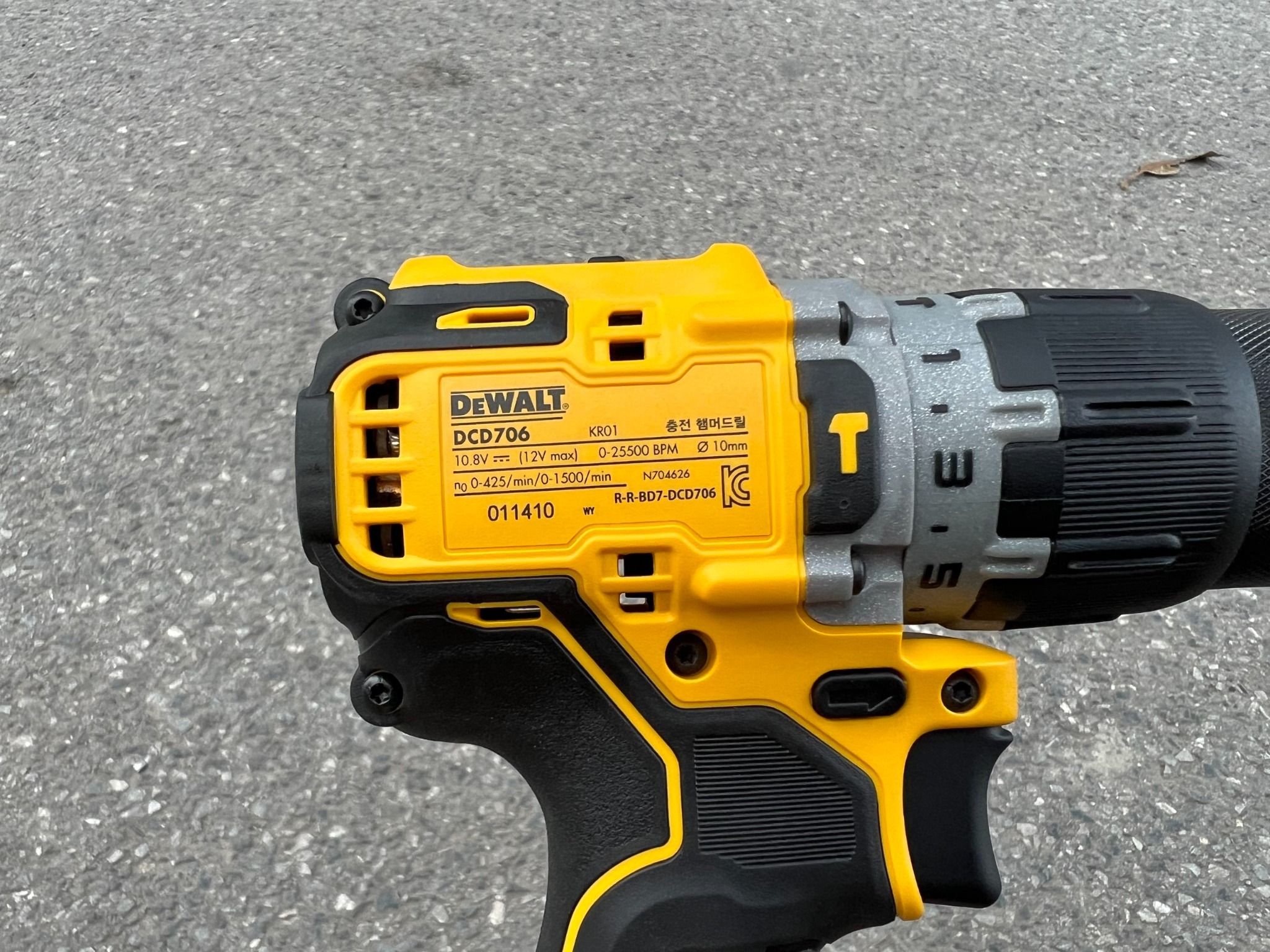 Combo máy khoan pin cầm tay Dewalt 12V DCD706D2 – Cơ điện Smart