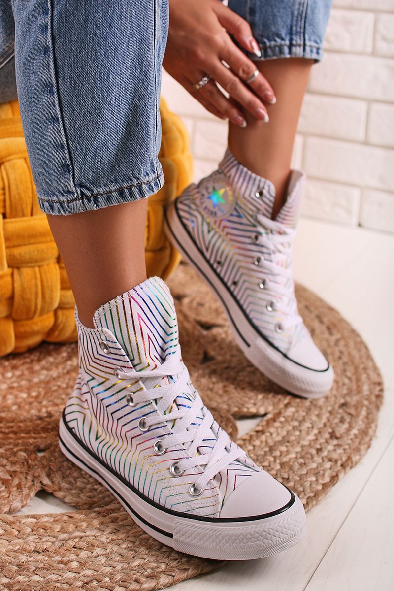 chuck taylor all star exploding star low top