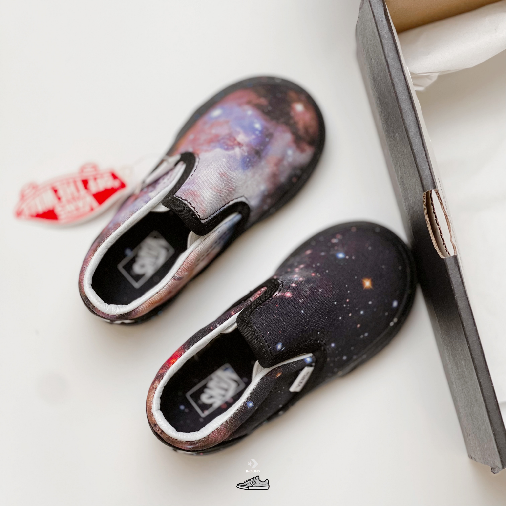  Giày Vans trẻ em Kids Vans Slip-on Galaxy 