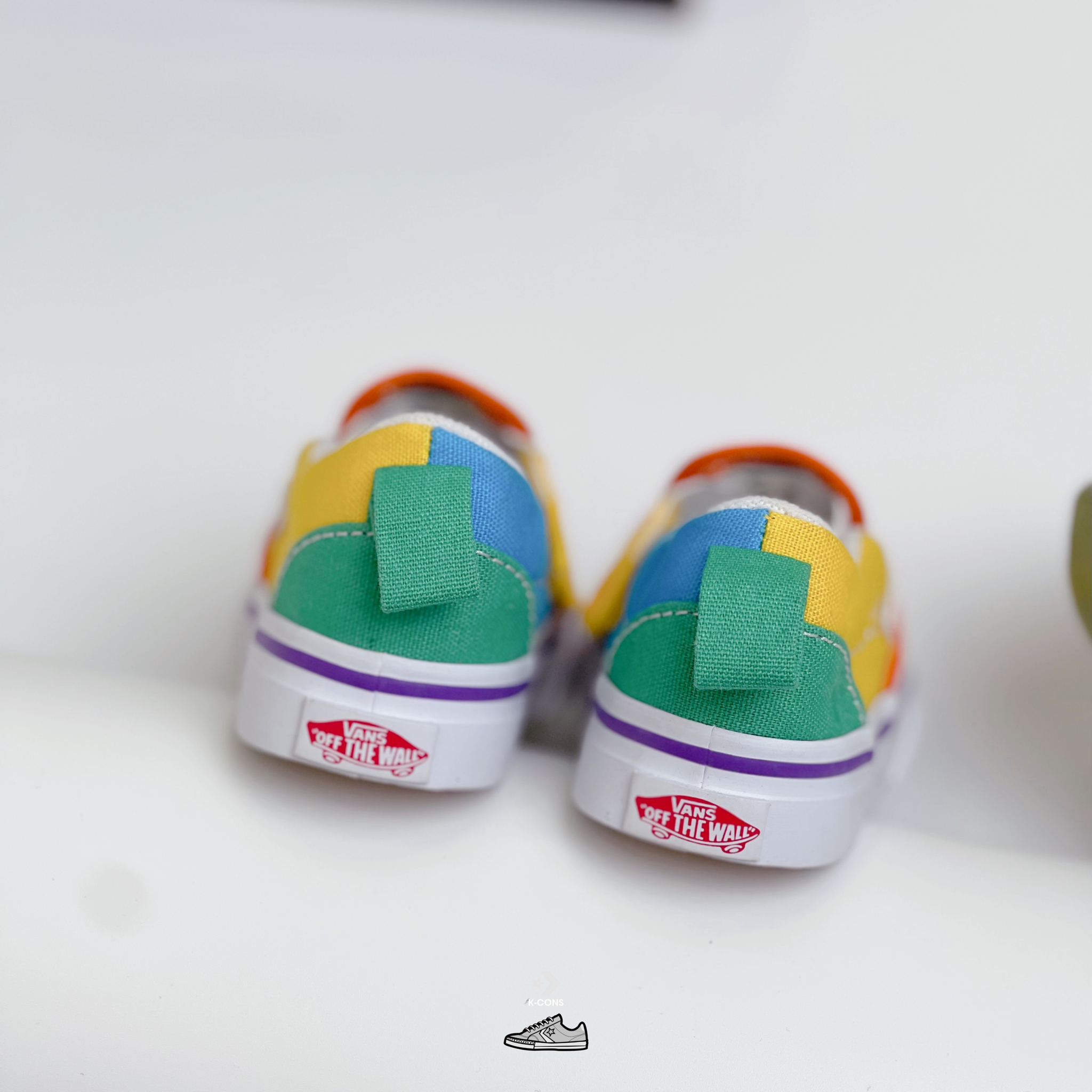  Giày Vans trẻ em Kids Vans Slip-on 