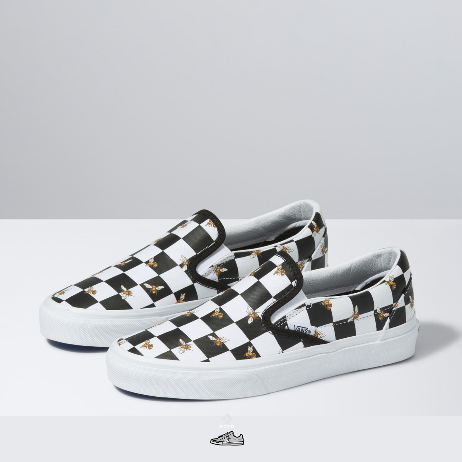  Giày Vans Classic Bee Check Classic Slip-On in White/Black 