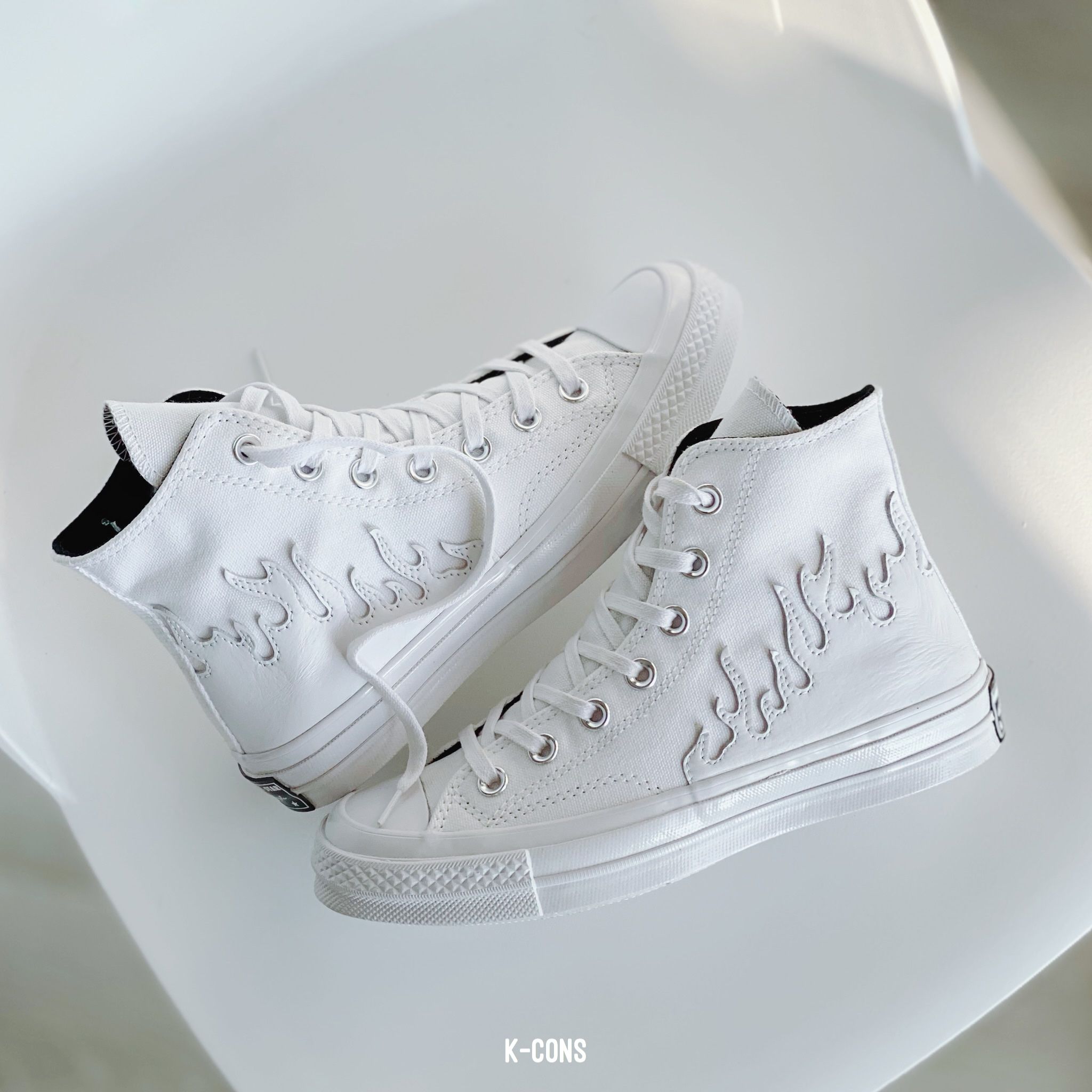 converse white flame