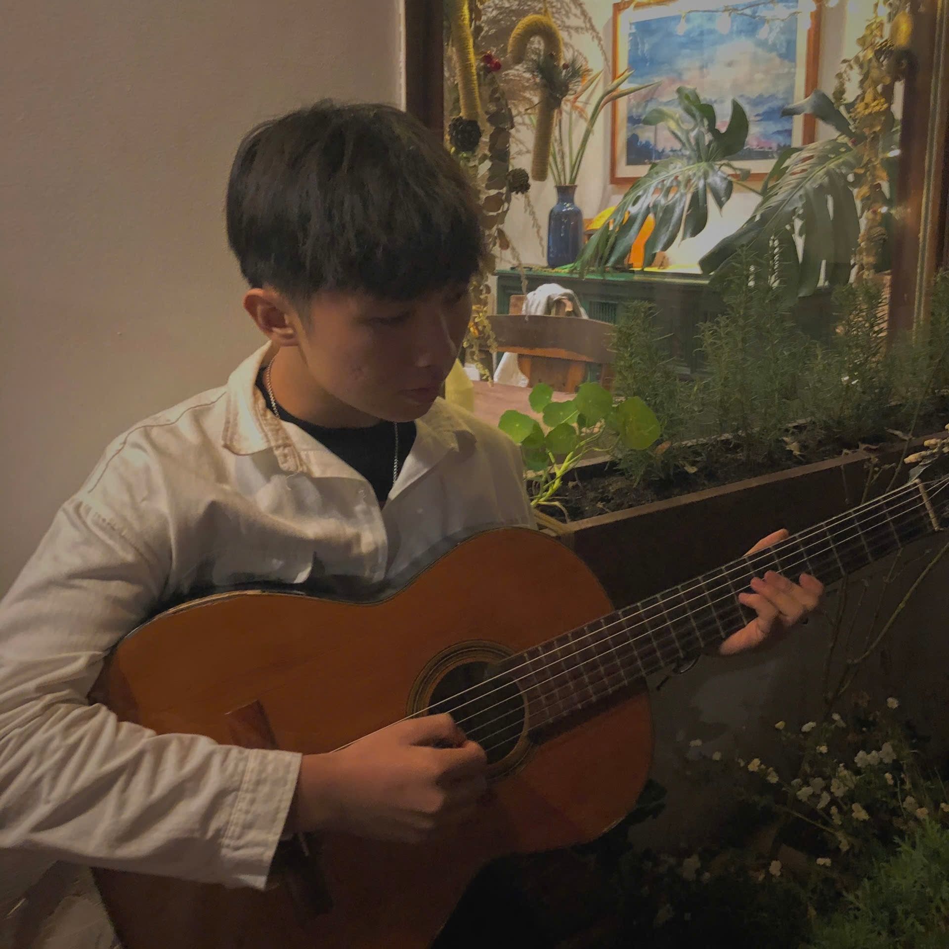  Hoàng Quốc Quân 