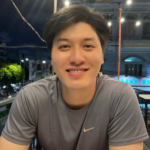  Hoàng Xuân Tiến 