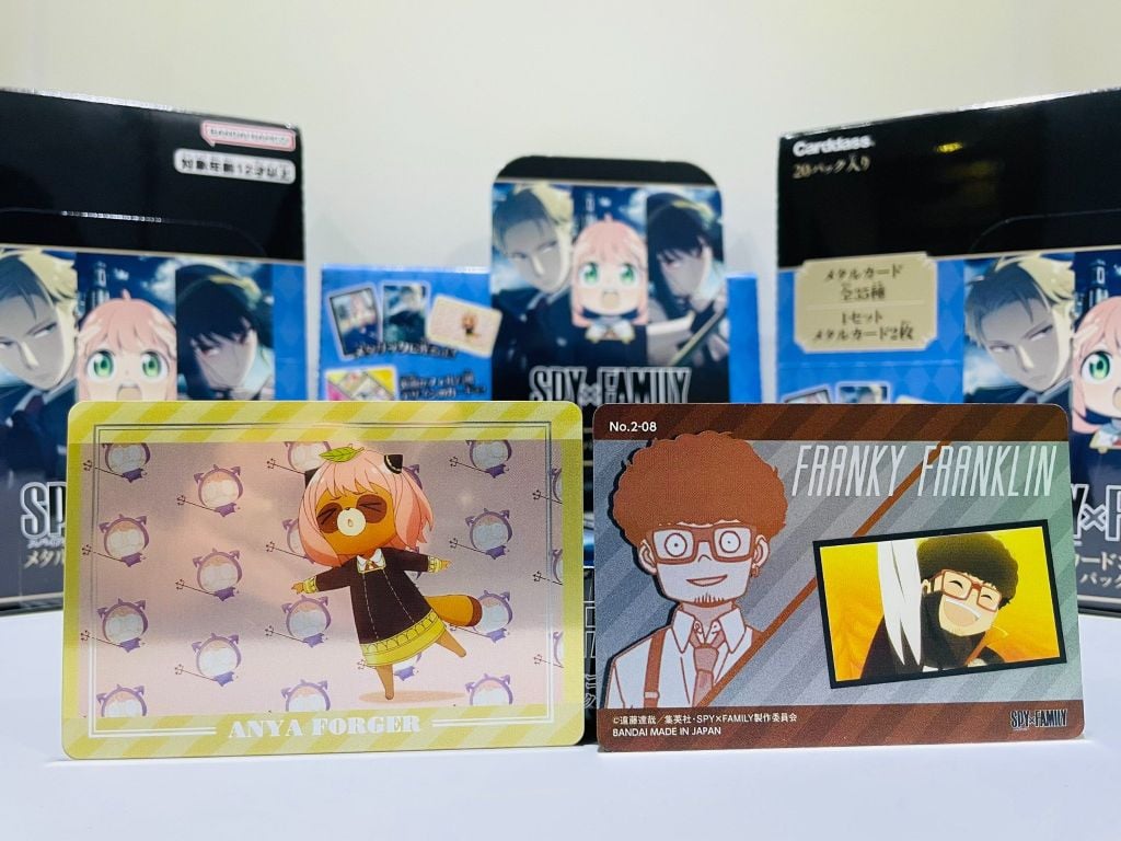[SF-MC02] Bộ thẻ sưu tập Spy x Family, Ánh kim Metallic Vol.2, BANDAI, SL 1 gói 2 thẻ ngẫu nhiên