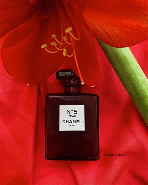 Nước hoa nữ Chanel No5 Eau De Parfum Red Limited Edition 100ml