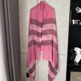 Khăn Burberry 39692341