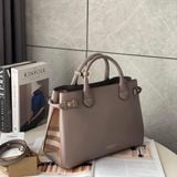 Burberry 40202821