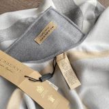 Khăn Burberry 40294051