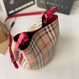 Burberry 40571571